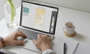 Ein Dreimonatskalender oder Monatskalender wird am Laptop selber gestaltet